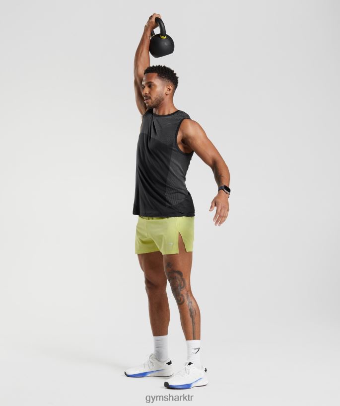 apex run 4\" şort 8H4J02537 Gymshark Giyim erkekler ateş böceği yeşili