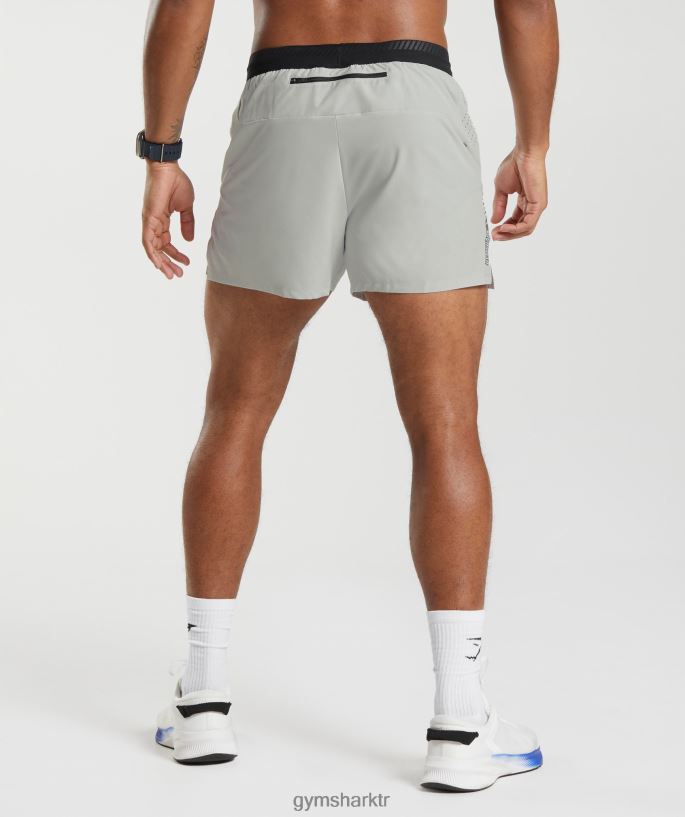 apex run 4\" şort 8H4J02539 Gymshark Giyim erkekler açık gri